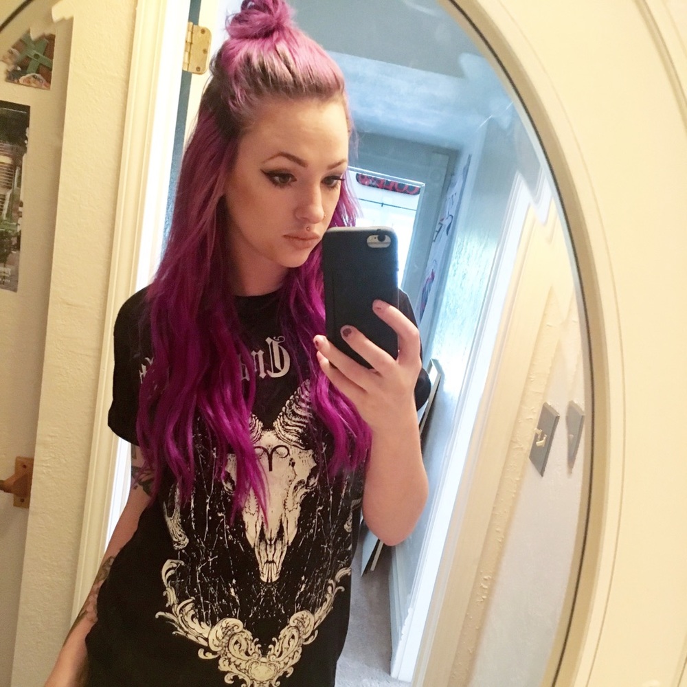 Meet your Posher, Kara